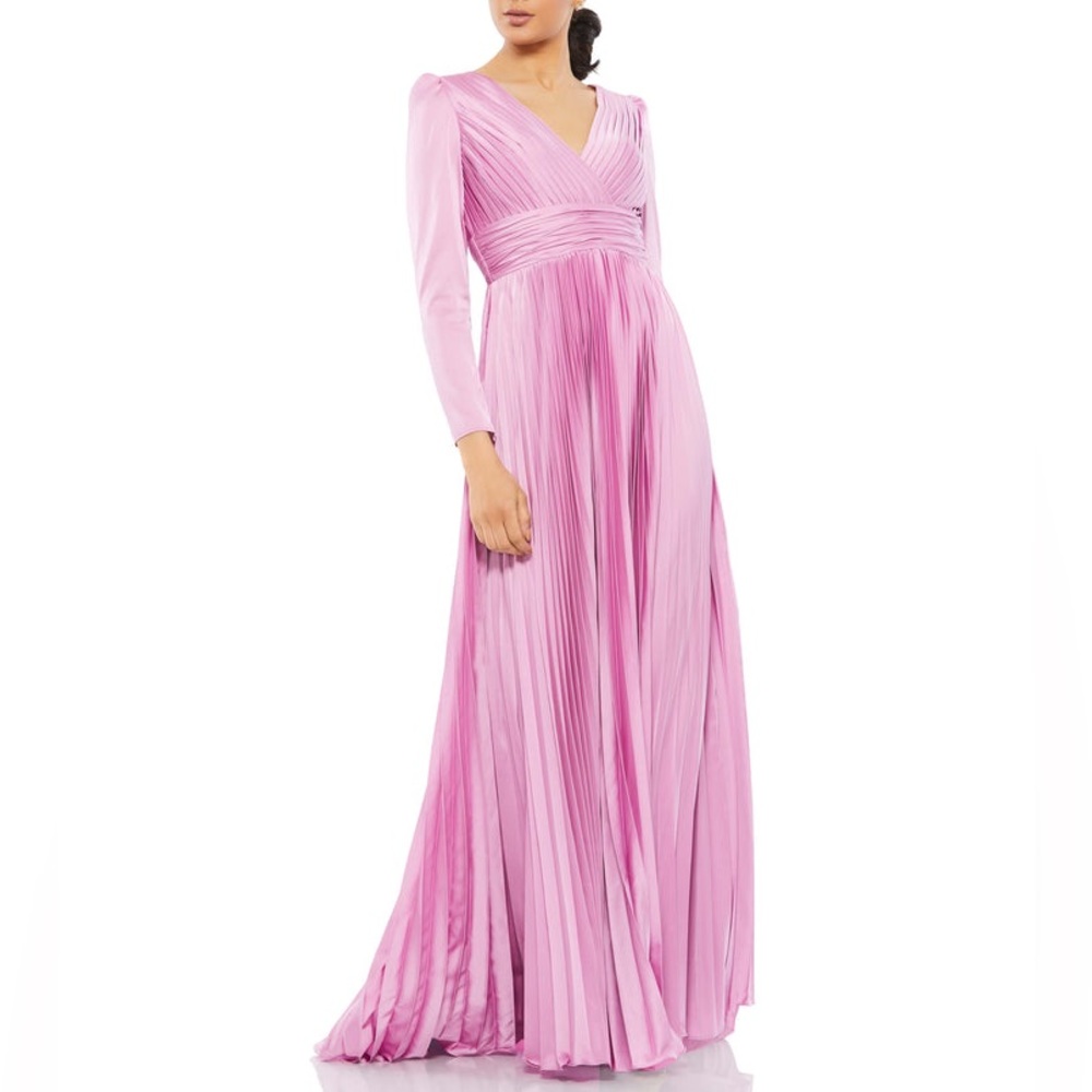 NWT Ieena for Mac Duggal 26542 Lilac Pleated Long Sleeve V-Neck Gown - Sz 4
